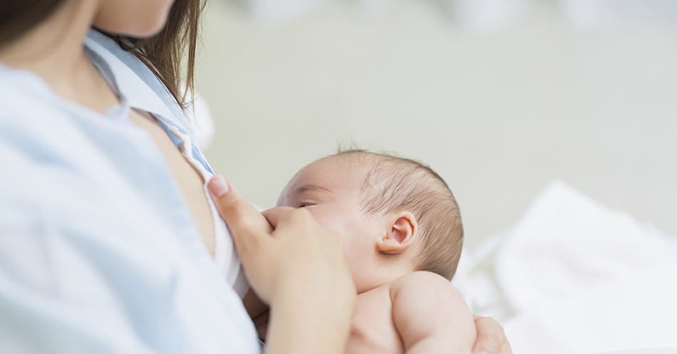 Lactancia materna previene el cáncer de mama